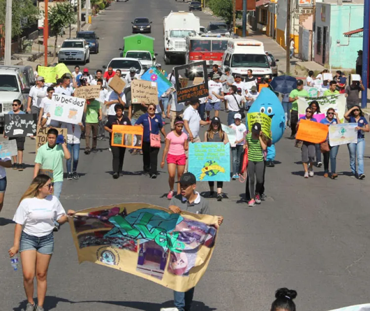 Marchan Por Un Medio Ambiente Limpio Y Verde En Agua Prieta