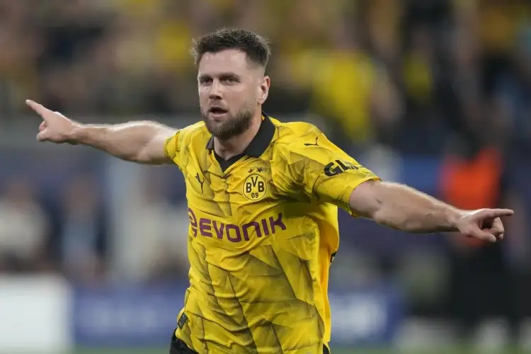 Dortmund vence al PSG en la ida semifinales de la Liga de Campeones