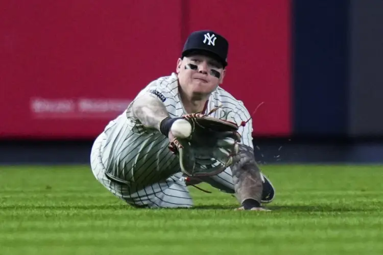 Alex Verdugo produce cuatro y Yankees se llevan la victoria sobre Astros  VIDEO