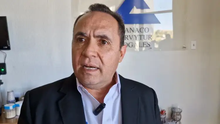 Presentan candidatas y candidatos ideas en foro de Canaco Nogales