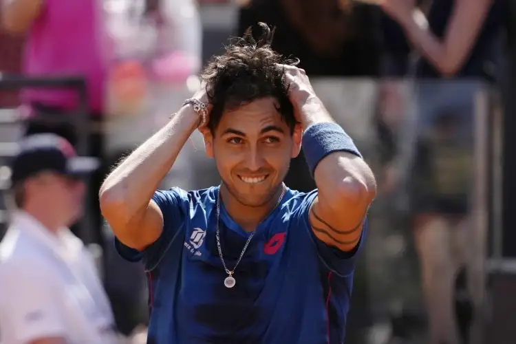 Djokovic sufre sorpresiva derrota en el Abierto de Italia