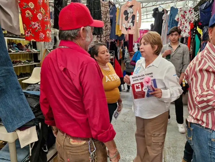 Lety Amparano se acerca a la comunidad en la recta final de su campaña en Nogales