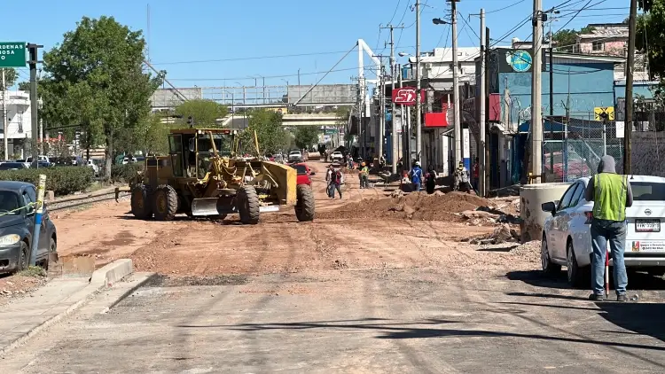 Supervisa Ayuntamiento de Nogales a constructoras de obras en la Tecnológico y Ruiz Cortines