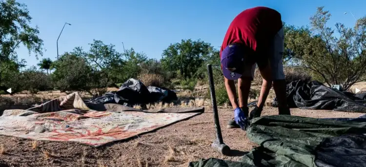 Desalojo en Campamento de Personas Sin Hogar en "100 Acre Wood" en Tucson