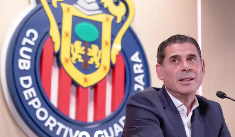Chivas de Guadalajara en busca de nuevo director deportivo tras salida de Fernando Hierro