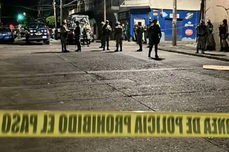 León: 4 mujeres y 2 niños son asesinados a tiros en su domicilio