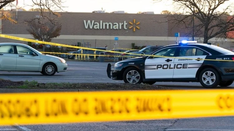 Impacto en Walmart: balacera sin heridos en Mesa