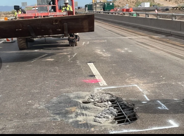 Reabren parcialmente la I-10 al este tras reparación del puente Gila River