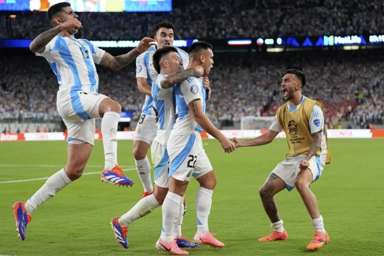 Argentina vence a Chile con gol agónico en la Copa América VIDEO