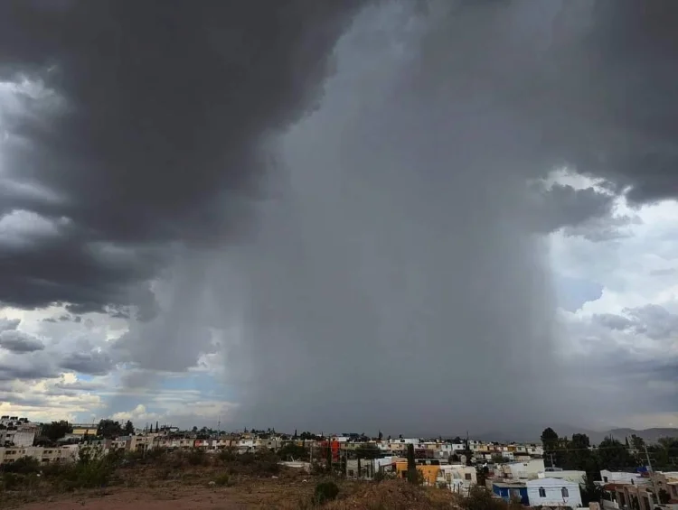Nogales: Lluvia monzónica causa daños y caos en la ciudad - FOTOS