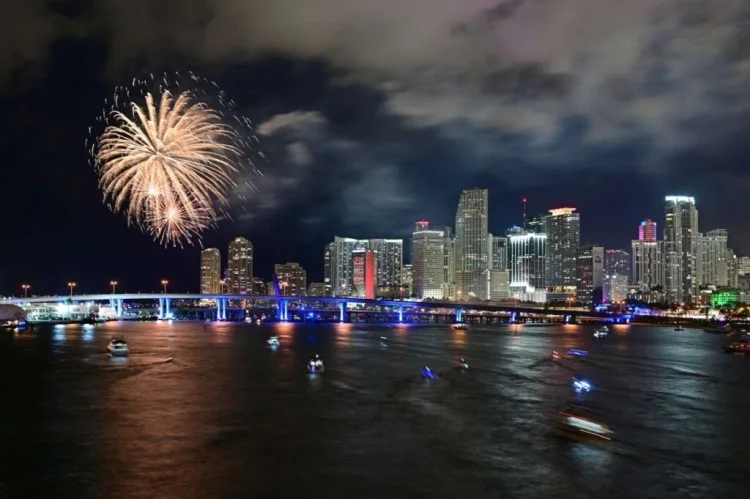 ¡Celebra el 4 de julio en Miami! Donde ver fuegos artificiales, música y diversión para todos