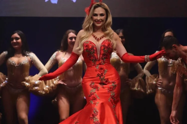 Aracely Arámbula regresa al teatro con 'Perfume de Gardenia'