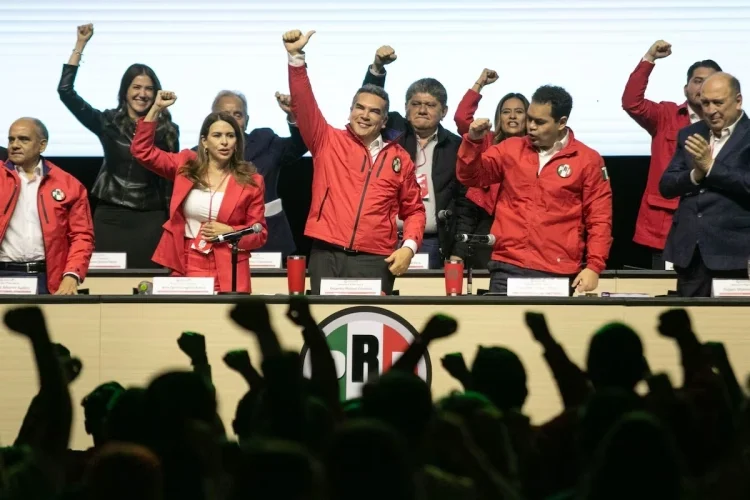 La reelección de Alito Moreno profundiza la crisis interna del PRI
