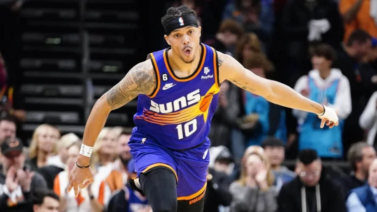 Damion Lee se queda en Suns