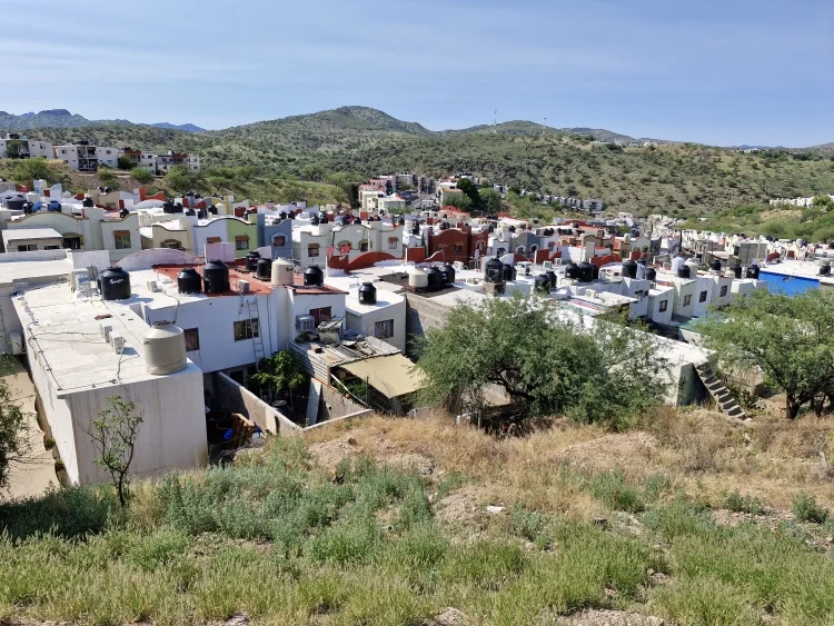 Mesa del Agua Nogales: Instalación de nueva tubería en colonia San Miguel concluirá esta semana