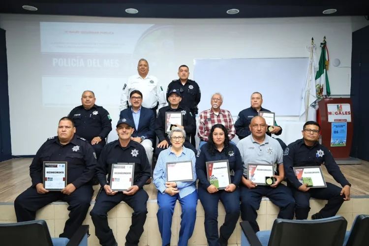 Reconocen a oficial de Nogales en programa Policía del Mes - FOTOS