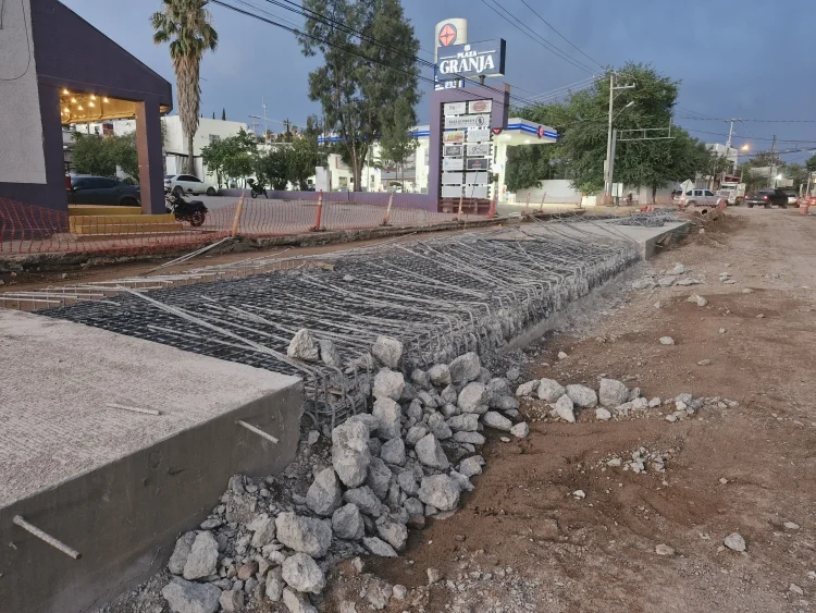 FOTOS: Demuelen tramo de embovedado en  Nogales por fallas en calidad, aplicarán garantía