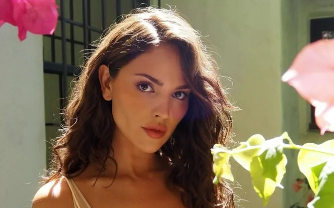 De Televisa a Hollywood: Eiza González celebra nominación por su protagónico en serie de Netflix