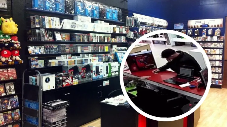 VIDEO VIRAL: Joven rompe en llanto tras comprar famosa consola de videojuegos; vendedor lo consuela