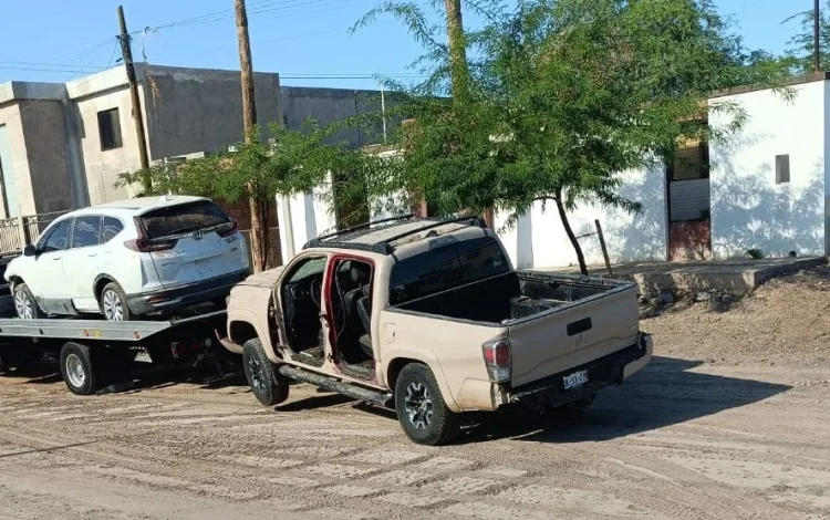 Cateo en Caborca: Aseguran vehículos robados y narcóticos