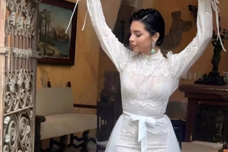 El origen del vestido de novia de Ángela Aguilar: ¿Fue diseñado en Italia o Israel?
