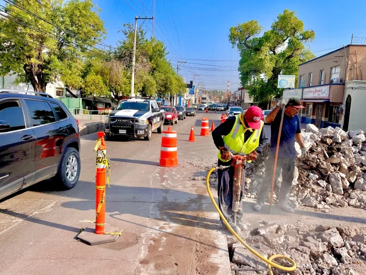 Cierran carriles entre Obregón y  Tecnológico en Nogales por reparación