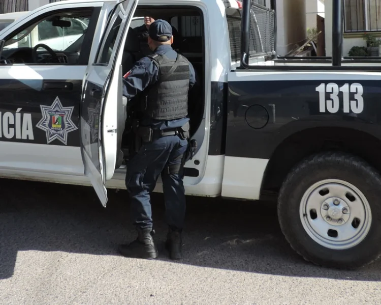 Detenido en Nogales por conducir vehículo robado en Magdalena de Kino