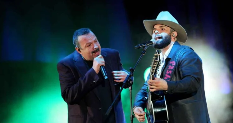 ¡Un dúo épico en el 'Carin Fest'! Carin León y Pepe Aguilar iluminan el escenario en San Carlos