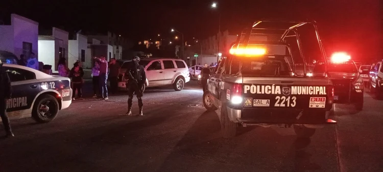 Perro derriba a motociclista, hombre resulta lesionado en Nogales