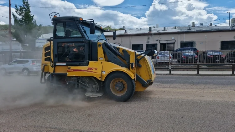Nogales refuerza limpieza urbana con nuevas máquinas