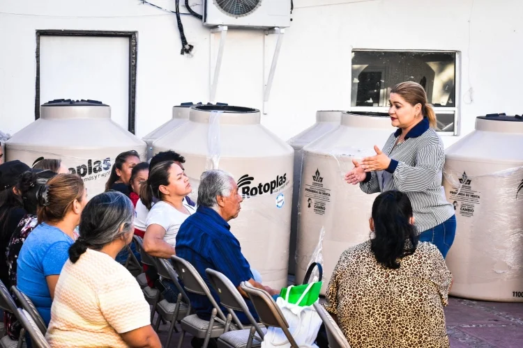 Convoca Bienestar Social a subsidios de tinacos para agua y cemento en Nogales