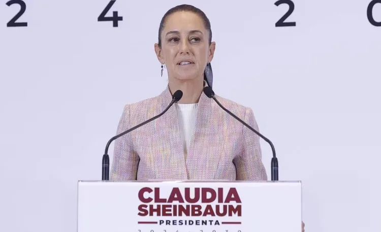 Sheinbaum: "Hablamos de lo que significa ser mujer presidenta"