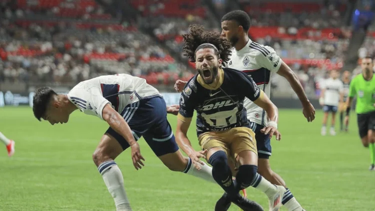 Pumas avanzan con triunfo sobre Whitecaps VIDEO