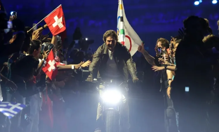 Tom Cruise se roba el show en la clausura de Los Juegos Olímpicos París 2024