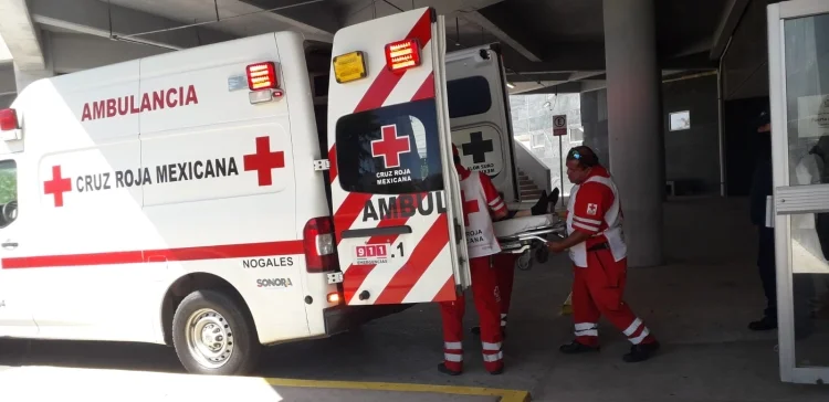 Peatón atropellado al cruzar por lugar prohibido en Nogales