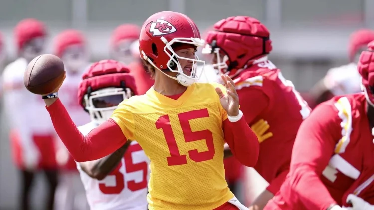 Mahomes busca revancha ante los Cuervos en la Semana 1