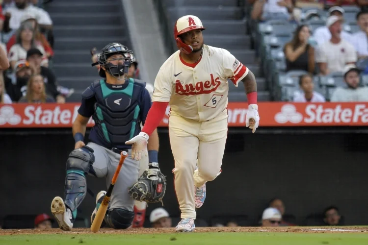 Naranjeros anuncian a Willie Calhoun VIDEO