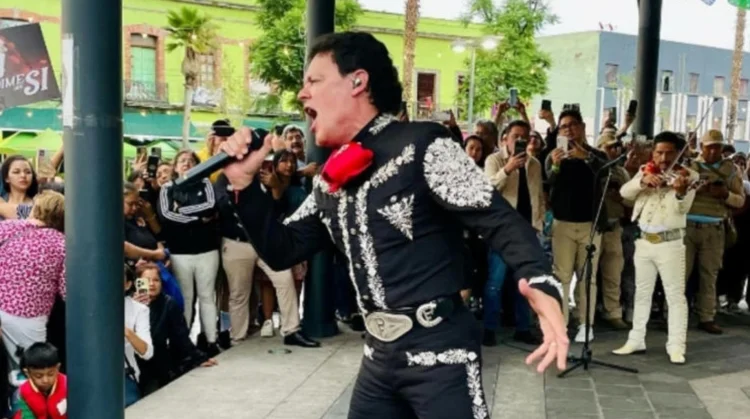 Pedro Fernández: Un concierto inolvidable en la Plaza Garibaldi