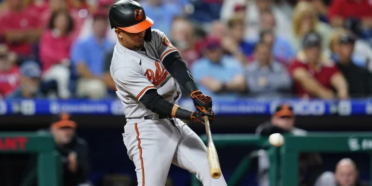 Los Orioles celebran su regreso a playoffs con un triunfo épico