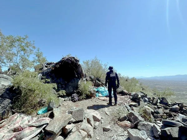 Destruyen puntos de vigilancia de la delincuencia organizada