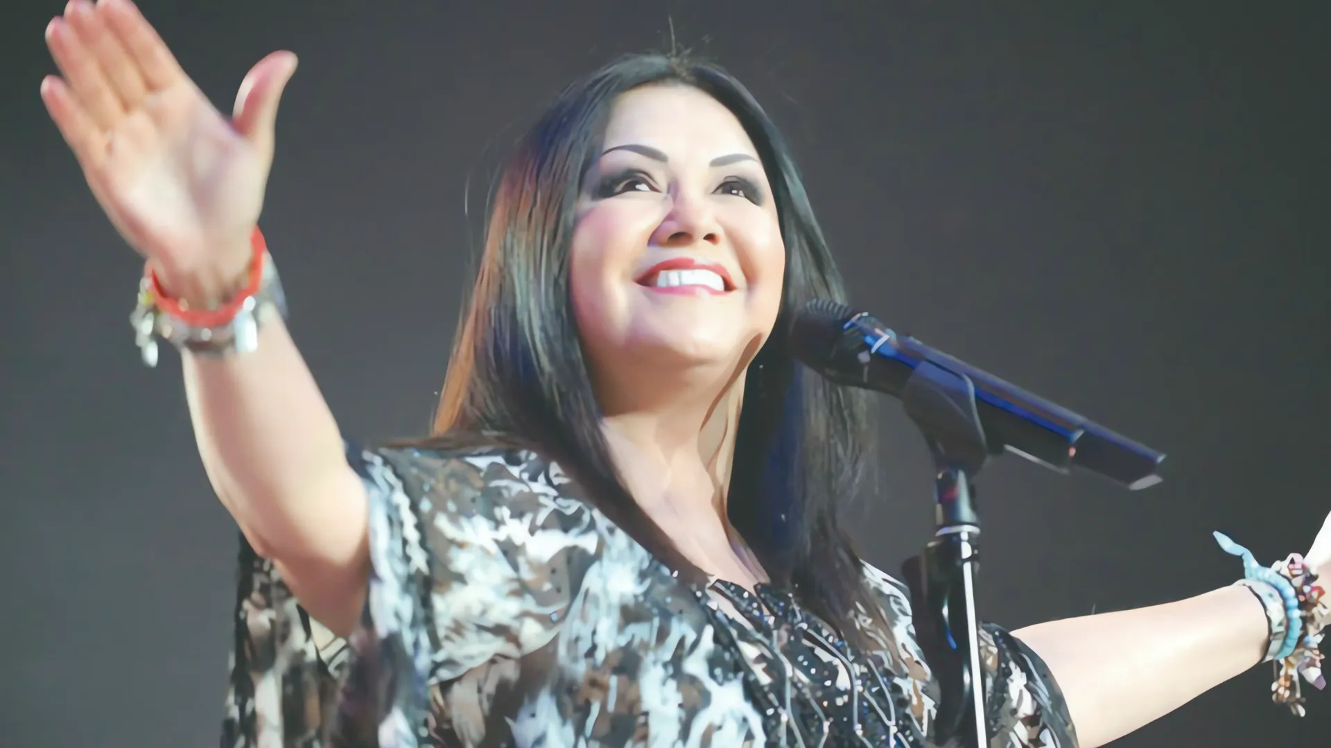 Ana Gabriel: ¿Un gesto autoritario o una artista preocupada por su público?