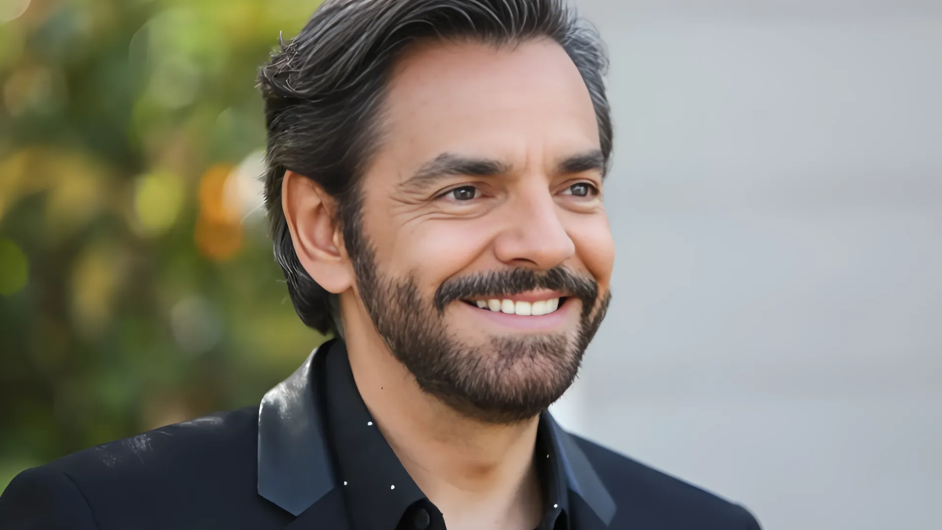 Derbez: De indigente a Hollywood, su camino no fue fácil