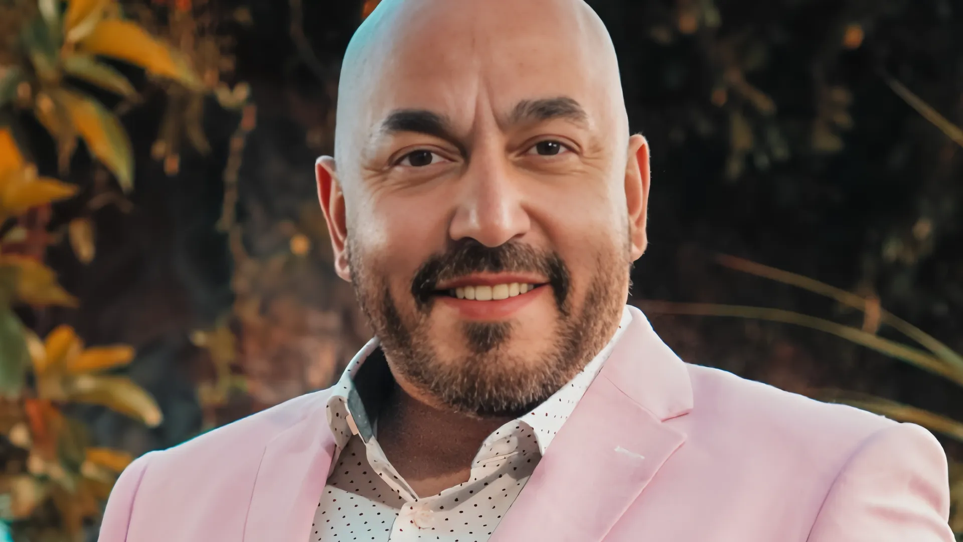 Lupillo Rivera: ¿Nuevo Rumbo Musical o Traición a sus Raíces?