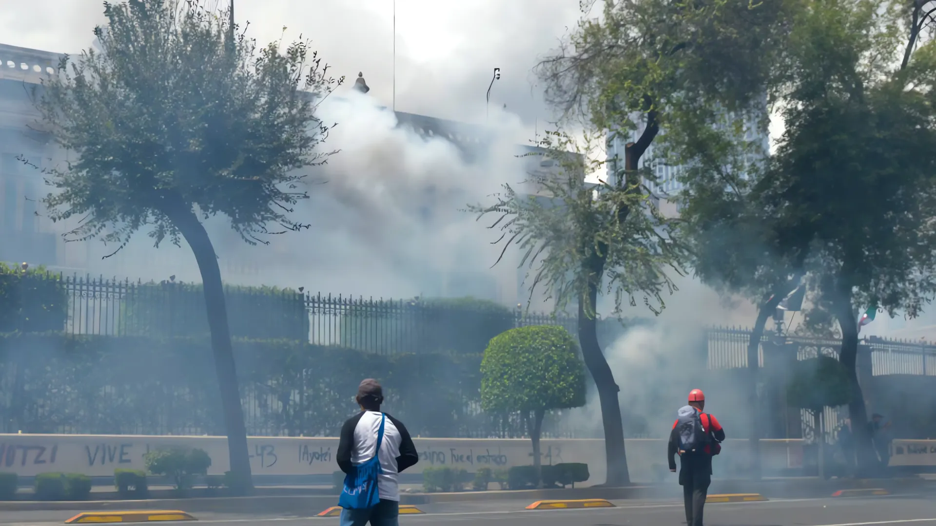 Ayotzinapa: Explosivos en Segob, un grito de dolor por la verdad