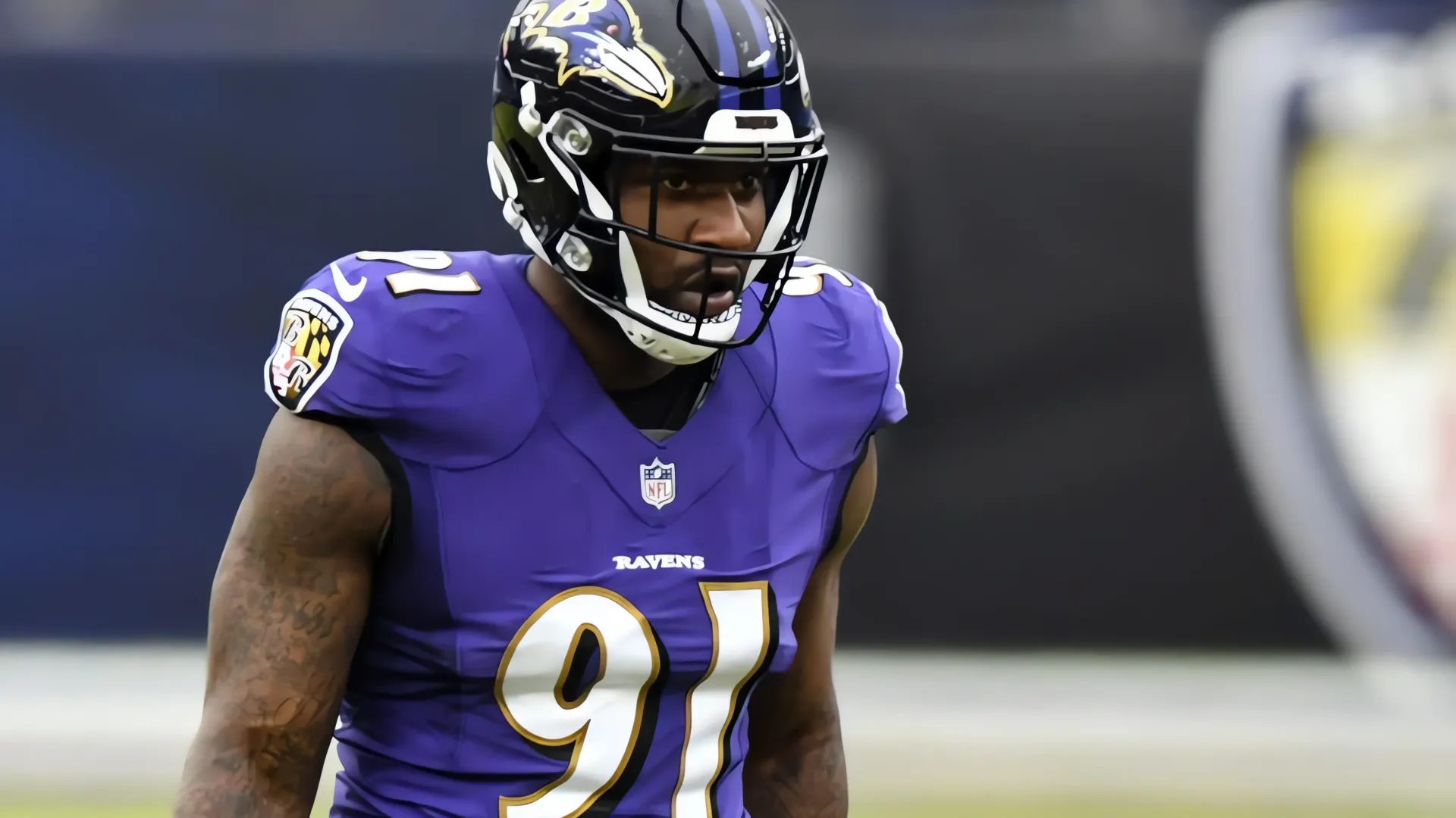 Baltimore refuerza su defensa con el regreso de Ngakoue