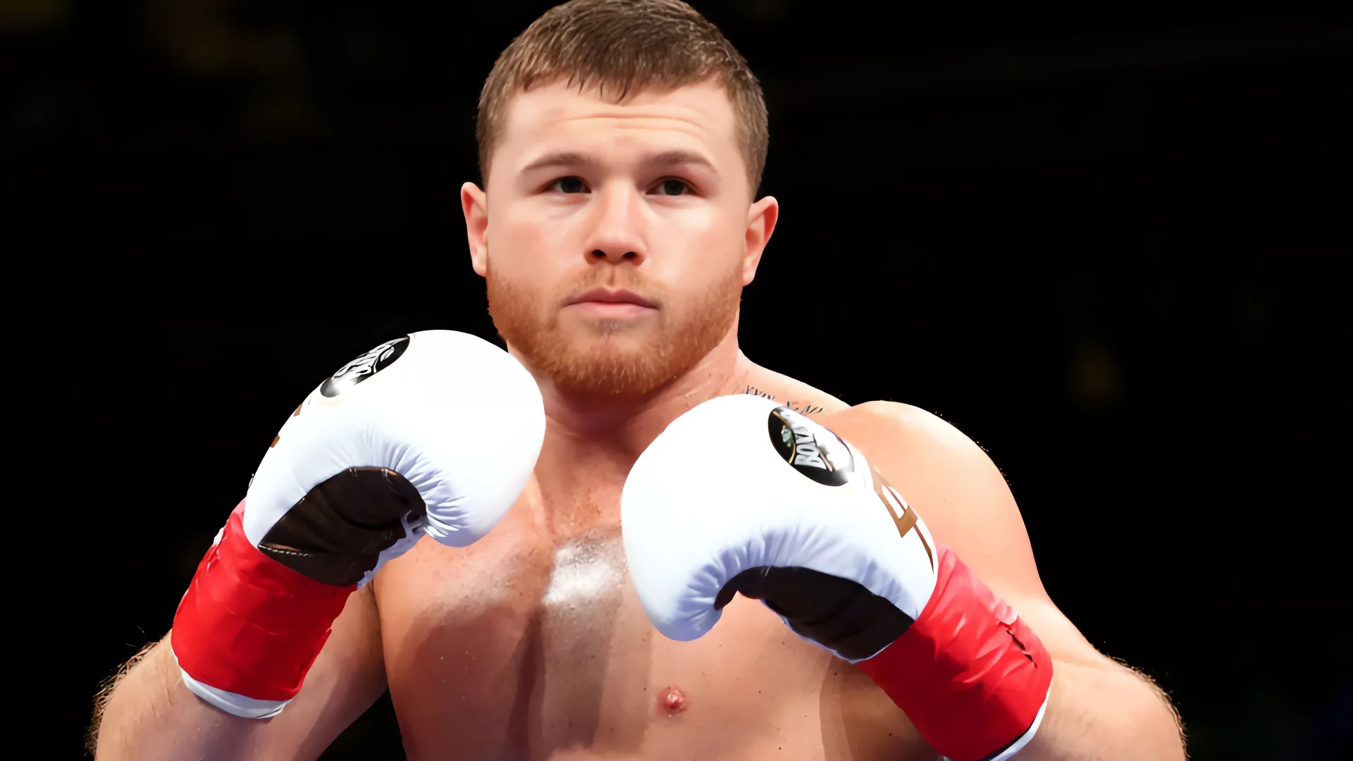 Canelo revela el secreto detrás de su dominio del inglés