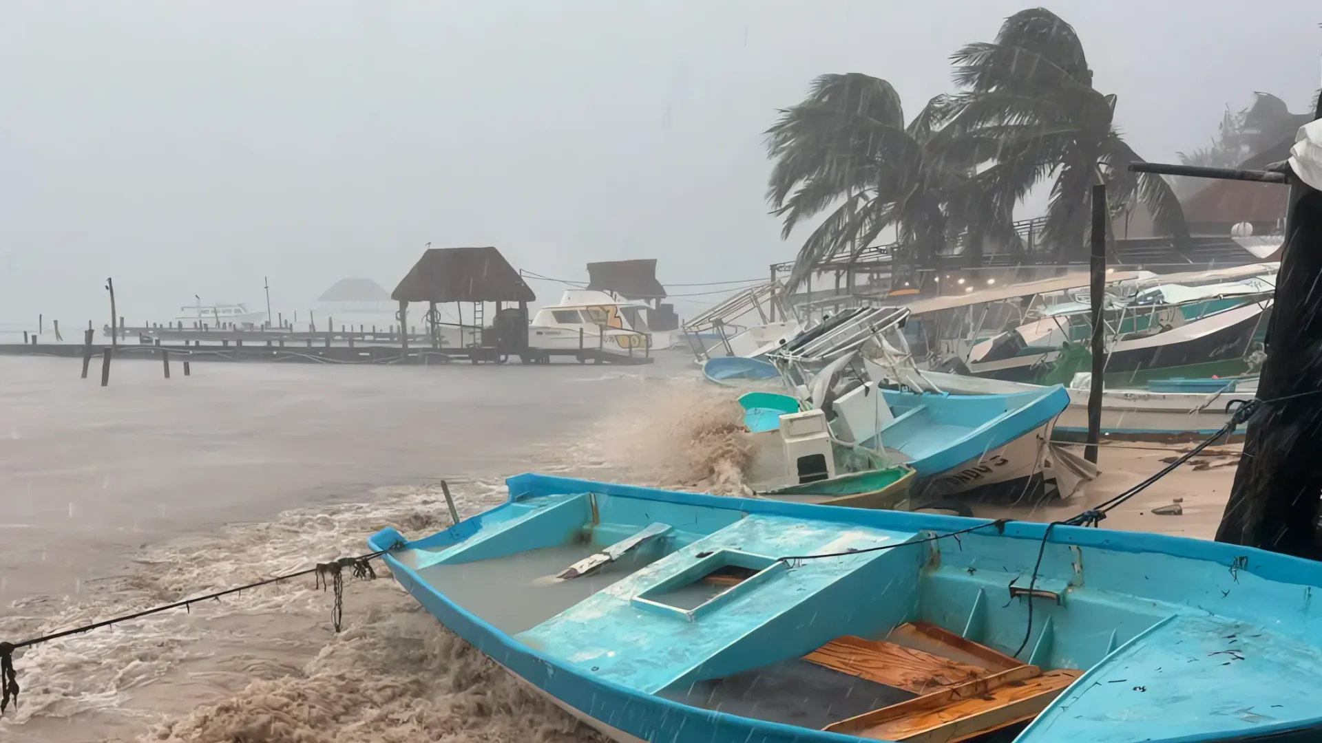 Helene amenaza Florida: Miles de evacuados ante huracán potencialmente devastador