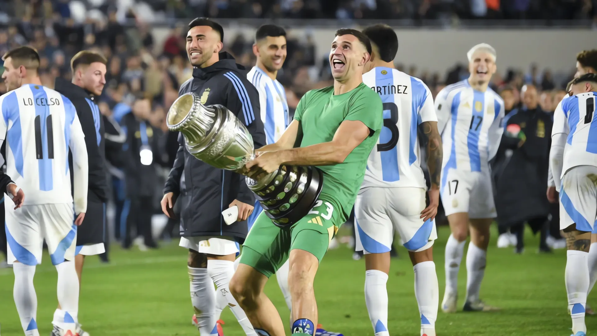 ¡Martínez fuera de los próximos partidos! ¿Qué pasará con Argentina?