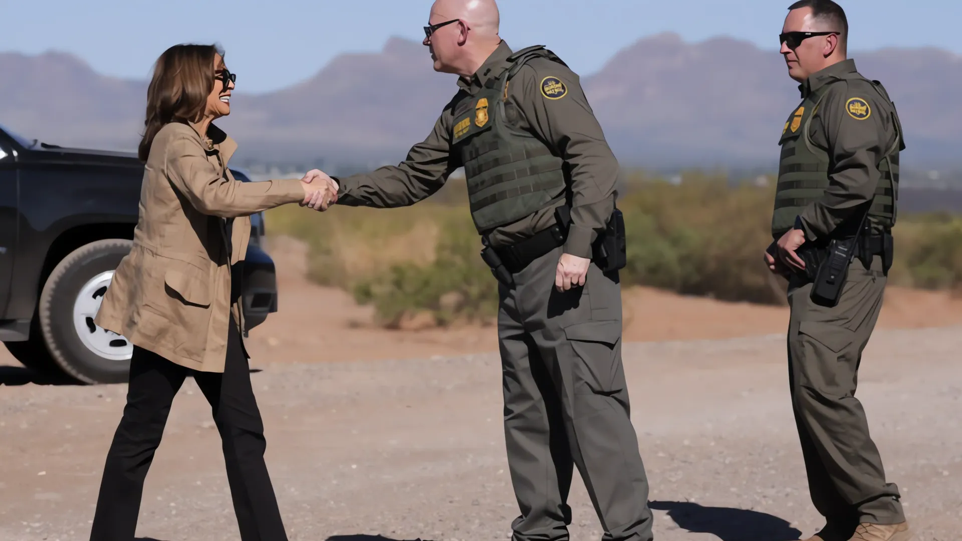 Harris visita la frontera en Arizona: ¿Una estrategia para combatir la inmigración?