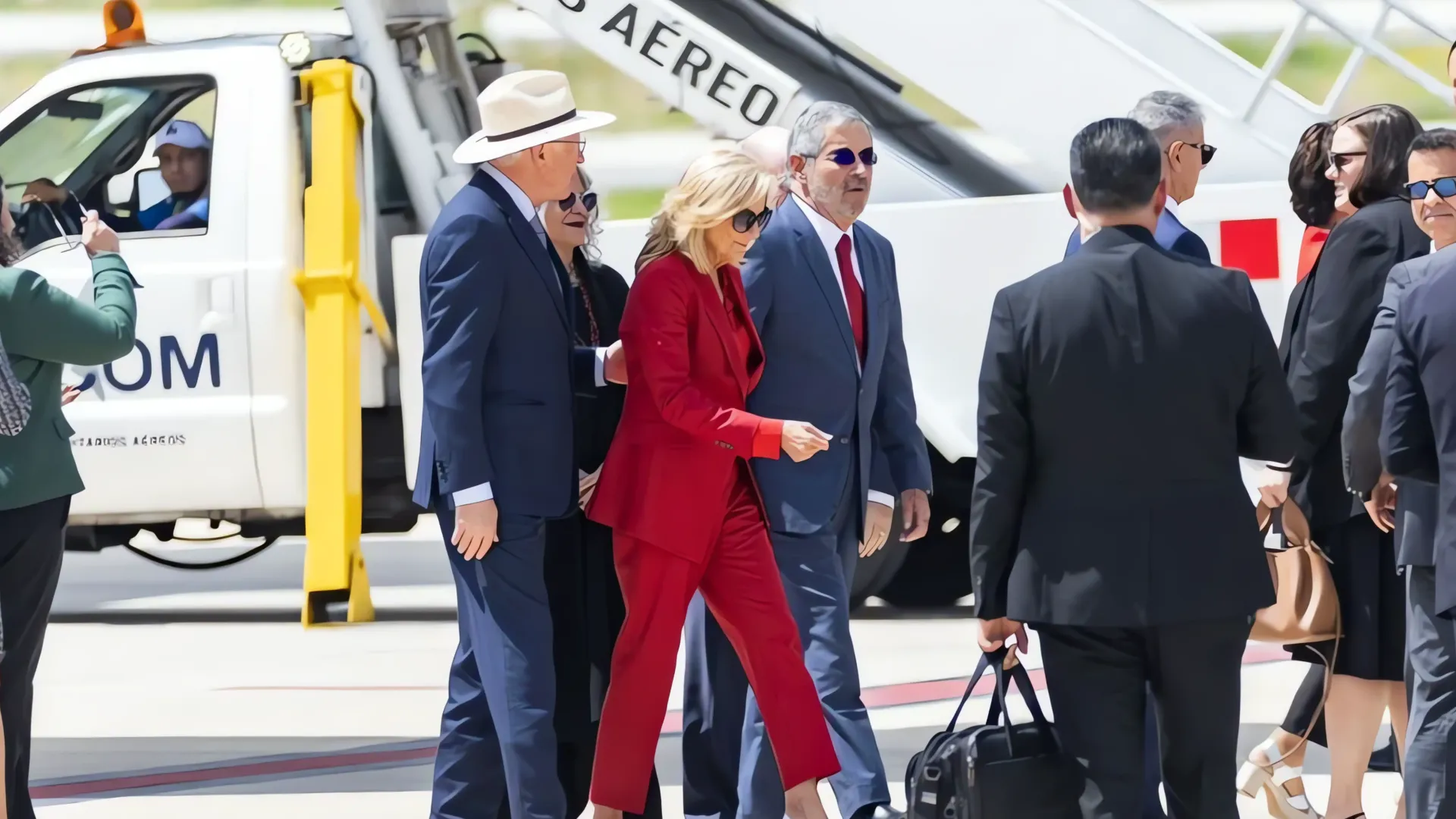 Jill Biden llega a México para apoyar a la nueva administración de Claudia Sheinbaum